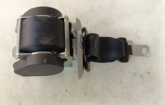 Renault Scenic III - Grand scenic III Middle seatbelt (rear) 888500009R