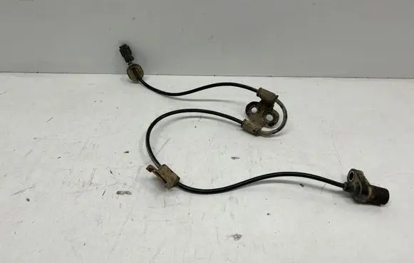 Subaru Impreza II ABS brake wheel speed sensor 27540ae000