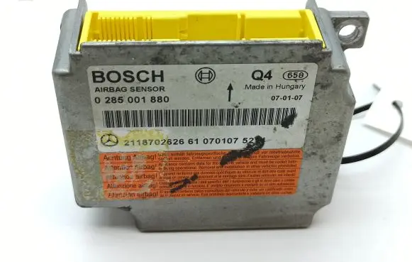Mercedes-Benz E W211 Airbag control unit/module 2118702626 0285001880
