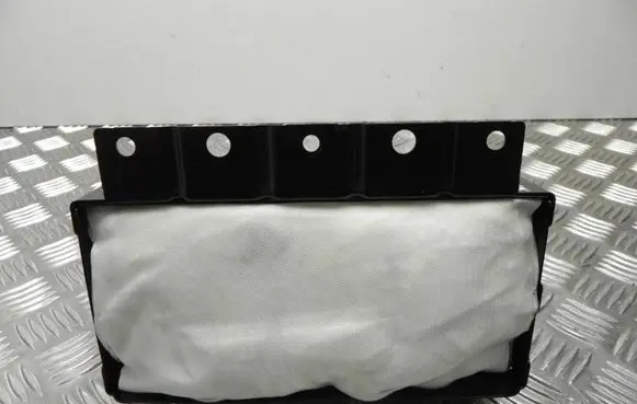 Passenger airbag
