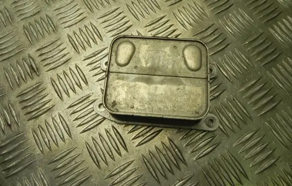 Engine oil radiator