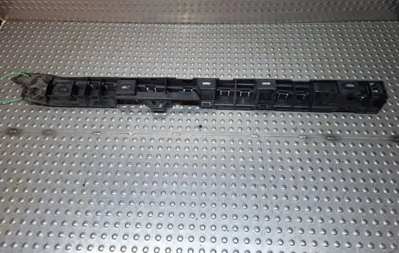 BMW 5 F10 F11 Sill supporting ledge S26371822 7204021