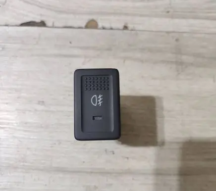 Suzuki Vitara (LY) Fog light switch 3727057L00