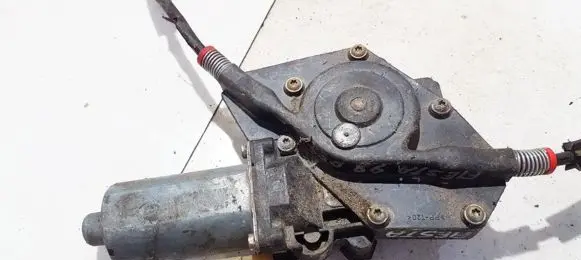 Ford Fiesta Front door window regulator motor