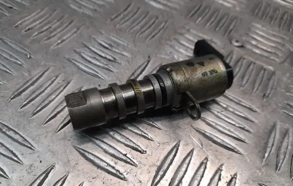 Audi A6 S6 C7 4G Camshaft vanos timing valve 06E257N