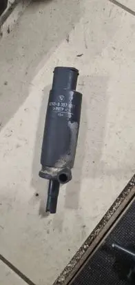 BMW 5 E39 Wiper motor 8357887