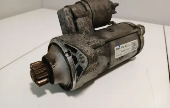 Volkswagen PASSAT B7 Starter motor 02E911023Q