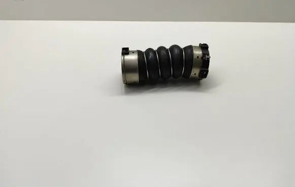 BMW 5 F10 F11 Intercooler hose/pipe 8513451 851345101 11279410