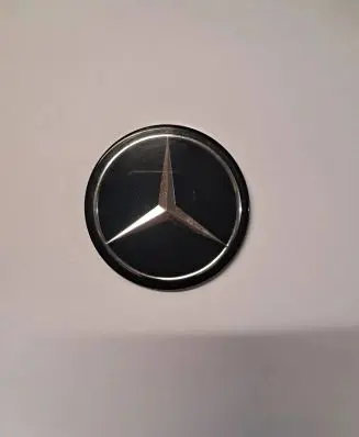 Mercedes-Benz W123 Manufacturer badge logo/emblem 0004640432