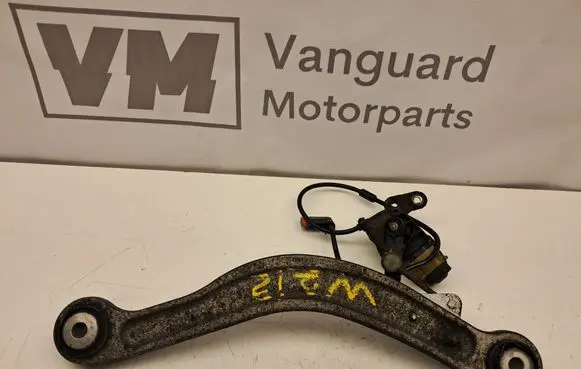 Mercedes-Benz E W212 Rear control arm A20407FI5