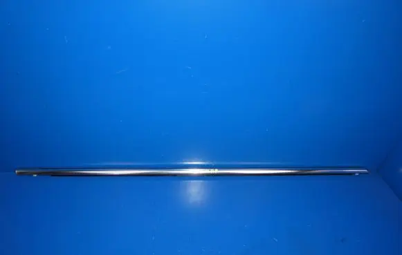 Volvo XC90 Front door trim (molding) 
