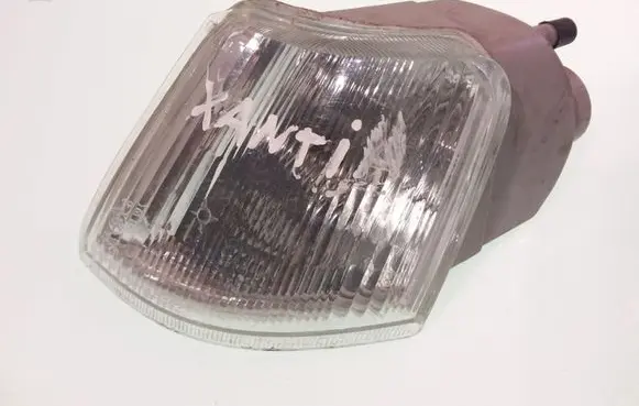 Citroen Xantia Front indicator light 183582B
