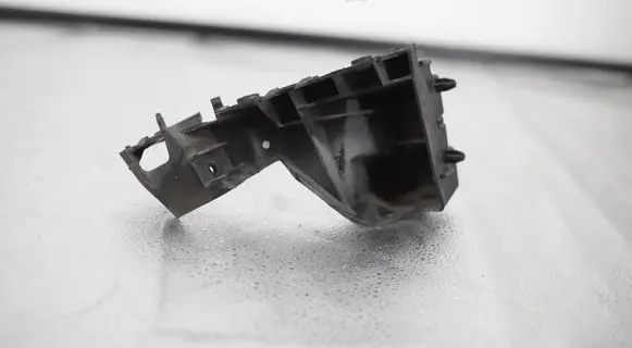 Audi Q5 SQ5 8R Front bumper mounting bracket 8R0807284C
