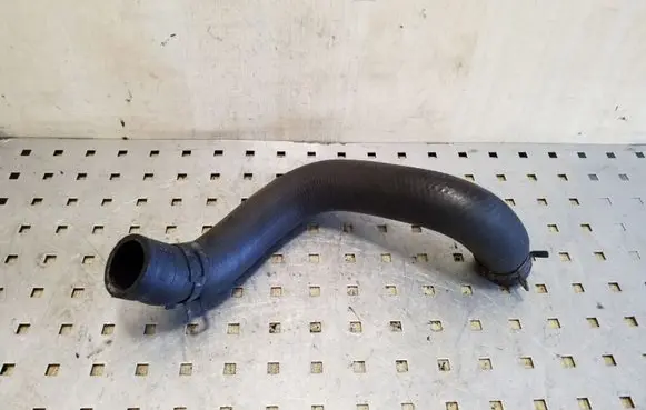 Toyota Avensis Verso Engine coolant pipe/hose