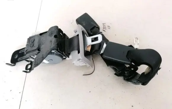 Mazda 6 Middle seatbelt (rear) GRA4PC