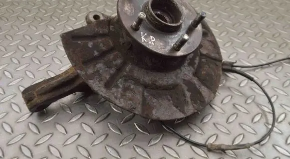 Suzuki Grand Vitara II Front wheel hub