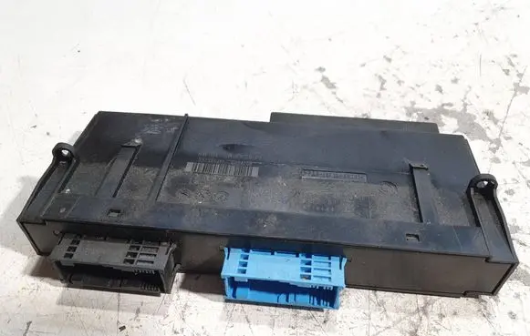 BMW 3 E90 E91 Comfort/convenience module 9119491 106818 6988974
