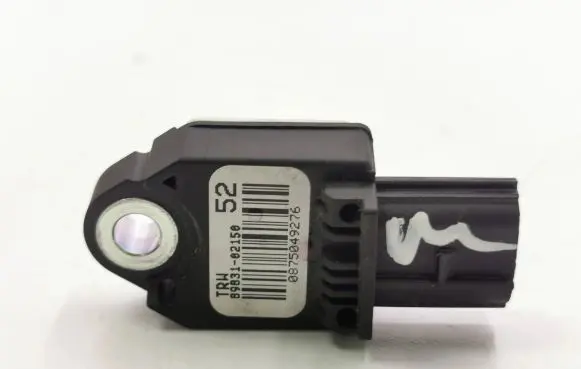 Toyota Auris E180 Airbag deployment crash/impact sensor 8983102150 0875049276