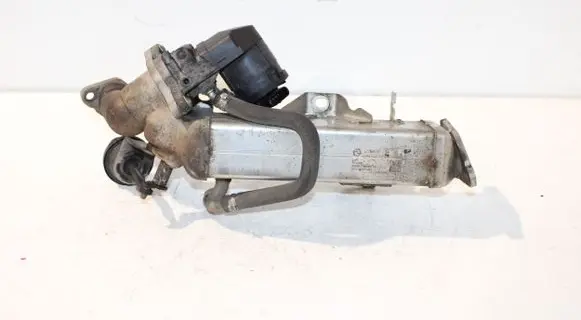BMW 3 E90 E91 EGR valve cooler 7810751