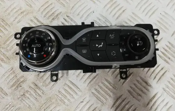 Renault Zoe Climate control unit 275107386R HMMX10