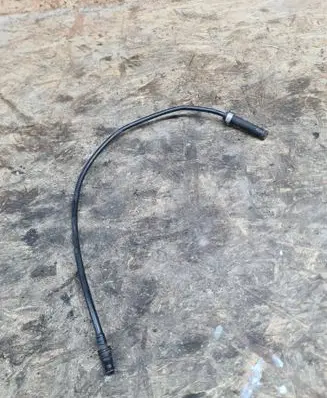 Mercedes-Benz E W211 Engine coolant pipe/hose A2115010325