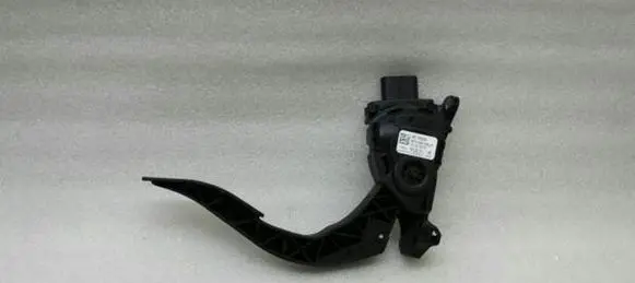 Audi A5 Sportback 8TA Accelerator throttle pedal 8K1723523A