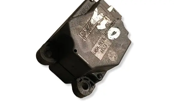 Volvo V50 Air flap motor/actuator 4N5H19E616 6652A