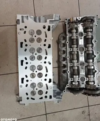 Renault Trafic II (X83) Engine head 8200808824