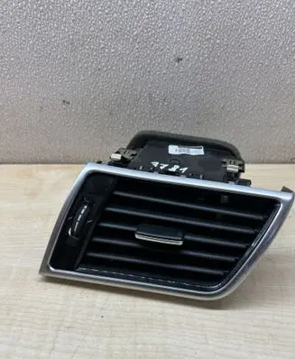 Mercedes-Benz GLE (W166 - C292) Dashboard side air vent grill/cover trim A1668309200