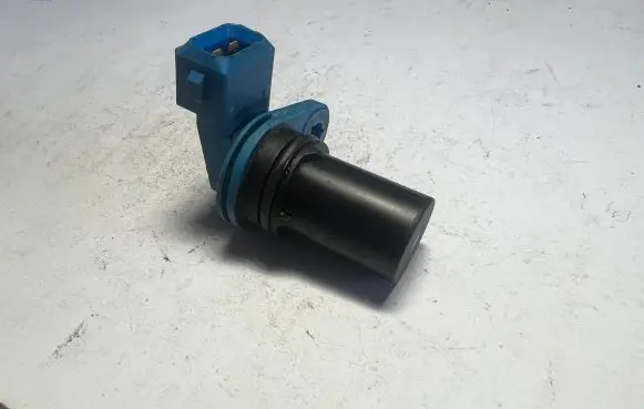 Ford Fiesta Camshaft position sensor YS6A12K073AB