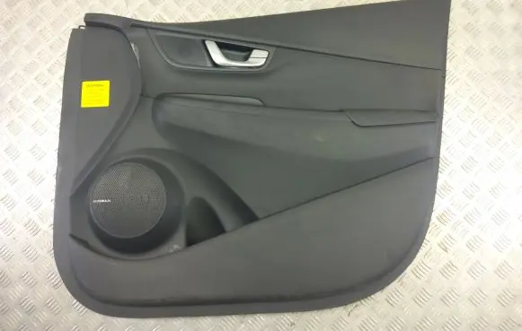 Hyundai Kona I Front door card panel trim