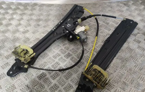 BMW 7 F01 F02 F03 F04 Front door window regulator with motor 7182106 0130822515