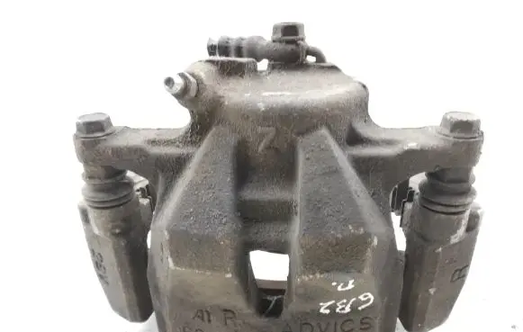 Toyota RAV 4 (XA30) Front brake caliper