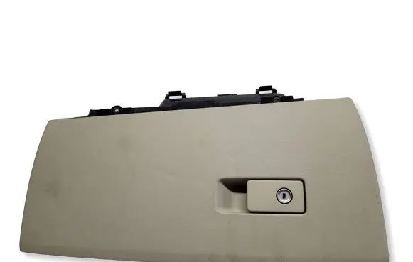 Volvo V70 Glove box 30676278