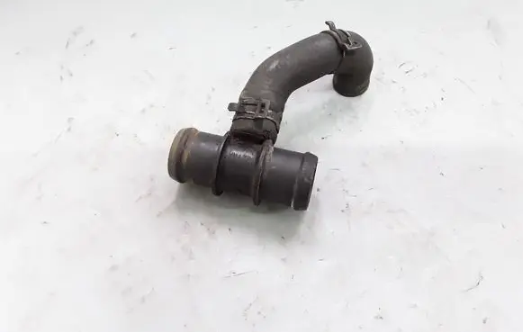 Volkswagen PASSAT B7 Engine coolant pipe/hose N906929