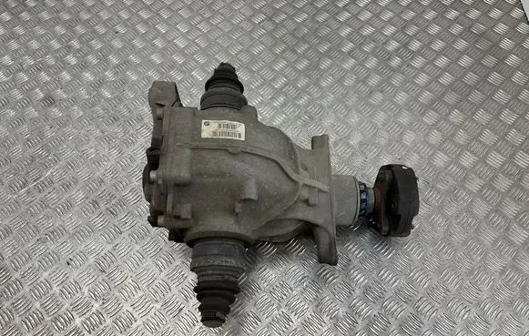 BMW 5 F10 F11 Rear differential 7630816