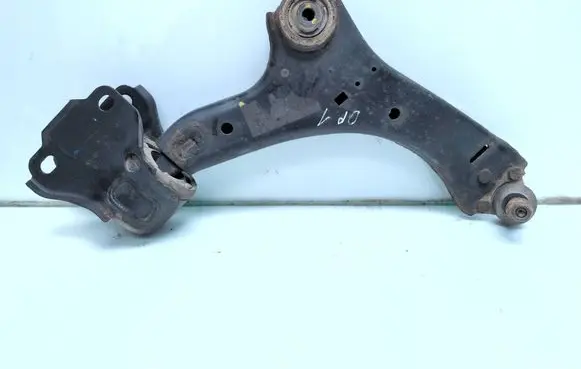 Volvo S80 Front lower control arm/wishbone 6G9N3A052