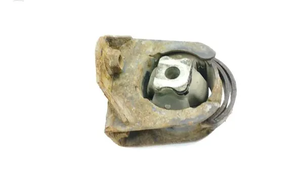 Toyota Avensis T250 Engine mount bracket AV34706