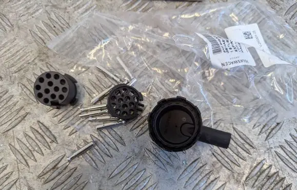 Volkswagen Tiguan Tow bar electric socket 5n0945505A