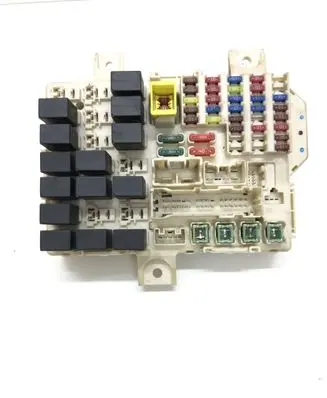 Mitsubishi Colt Fuse module Z362426680 8637A168 1N108319