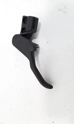 Volkswagen PASSAT B5.5 Engine bonnet (hood) release handle 3B1823533