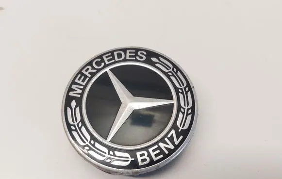 Mercedes-Benz CLA C117 X117 W117 Original wheel cap A1714000025