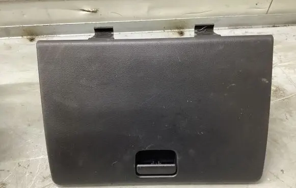 Mitsubishi Outlander Glove box lid/cover 