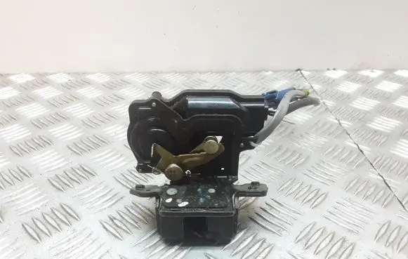 Toyota Corolla Verso E121 Tailgate/trunk/boot lock/catch/latch