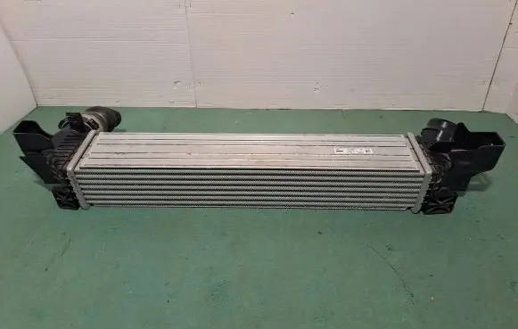 Mini Cooper Countryman F60 Intercooler radiator 17517617597