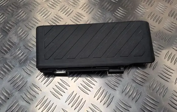 Skoda Octavia Mk4 Foot rest pad/dead pedal 5Q1864777C