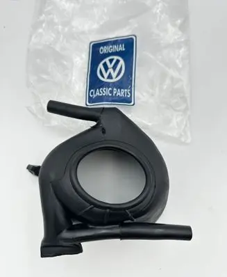 Volkswagen PASSAT B3 Fuel filter housing 357201253B