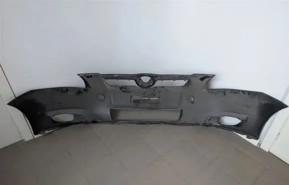 Toyota Auris 150 Front bumper 5211902970