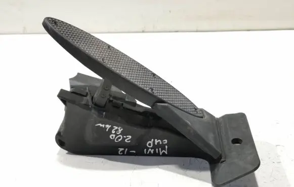 Mini One - Cooper Coupe R56 Accelerator throttle pedal 35426853178 12037313DE 6PV01043543