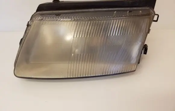 Volkswagen PASSAT B5 Headlight/headlamp